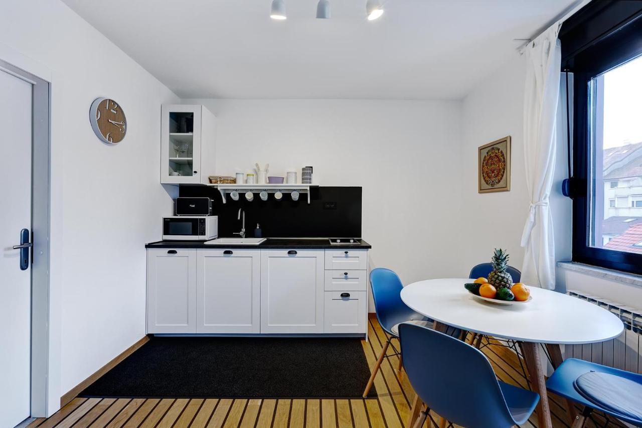 Apartments Viola Ζάγκρεμπ Εξωτερικό φωτογραφία